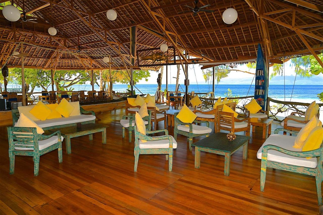Agusta Eco Resort Pulau Mansuar Buitenkant foto