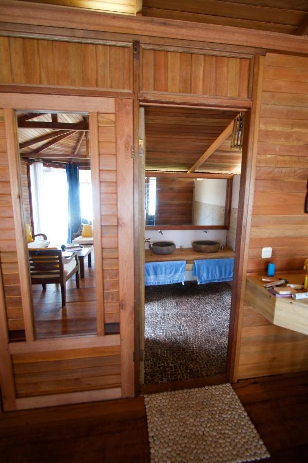 Agusta Eco Resort Pulau Mansuar Buitenkant foto