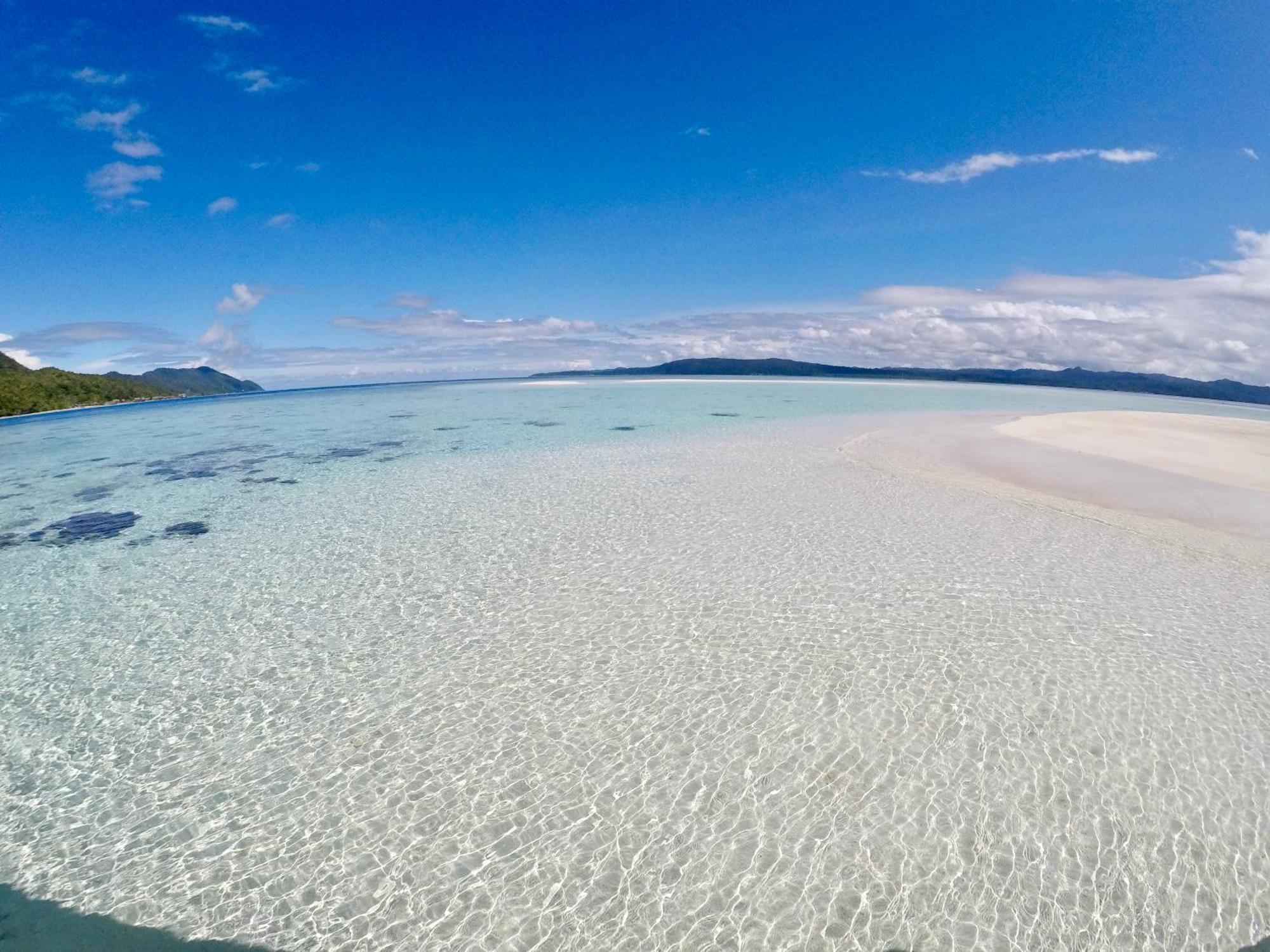 Agusta Eco Resort Pulau Mansuar Buitenkant foto
